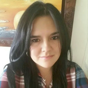 Meet your Posher, Jenny huertas